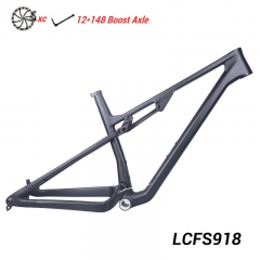 Quadro de carbono com suspensão total 29er